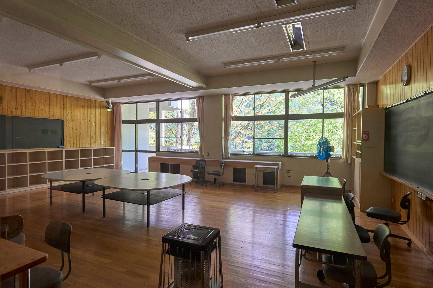 Abandoned junior high school in Shiojiri City, Nagano