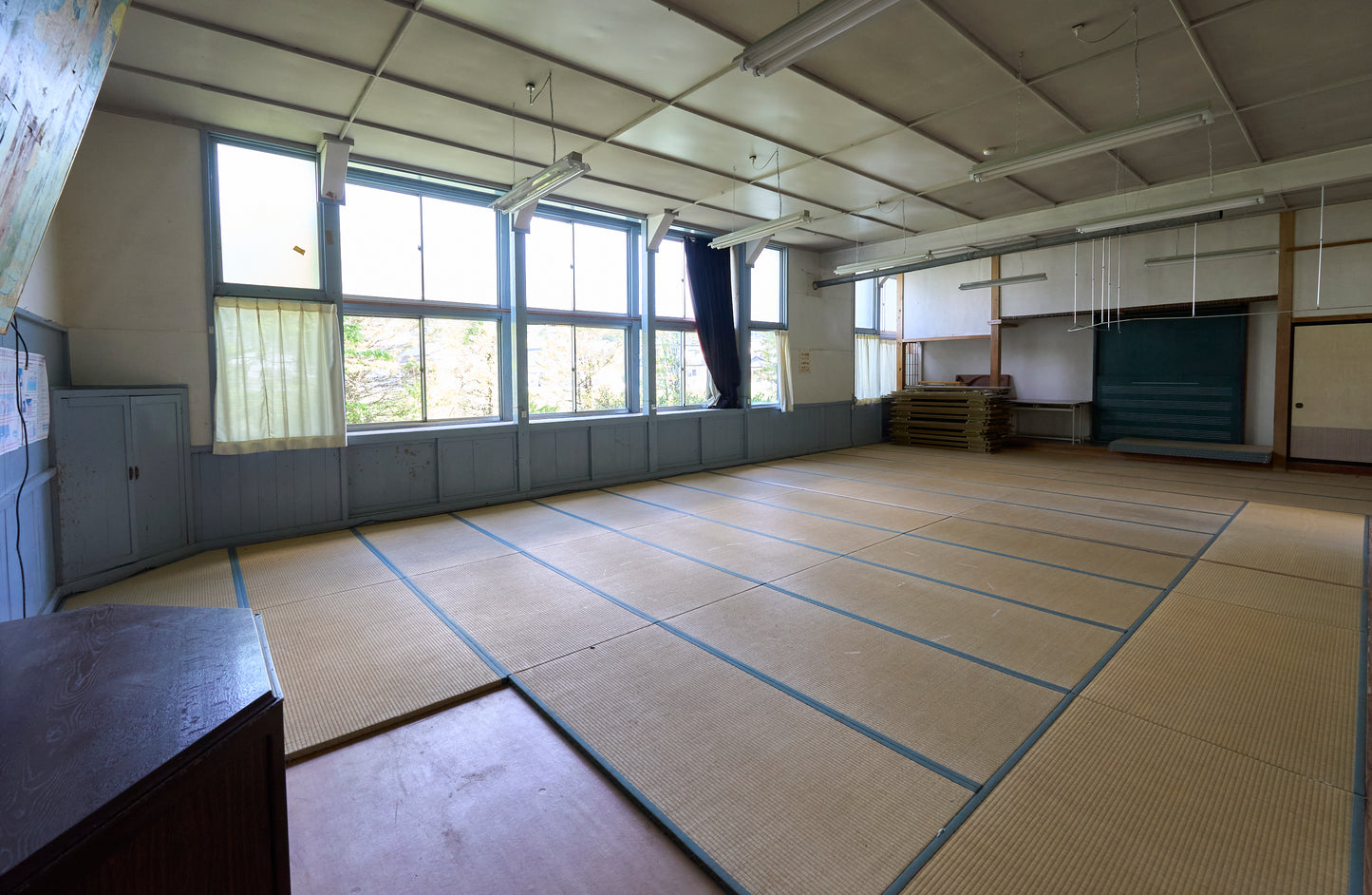 長野県木曽町の廃小学校