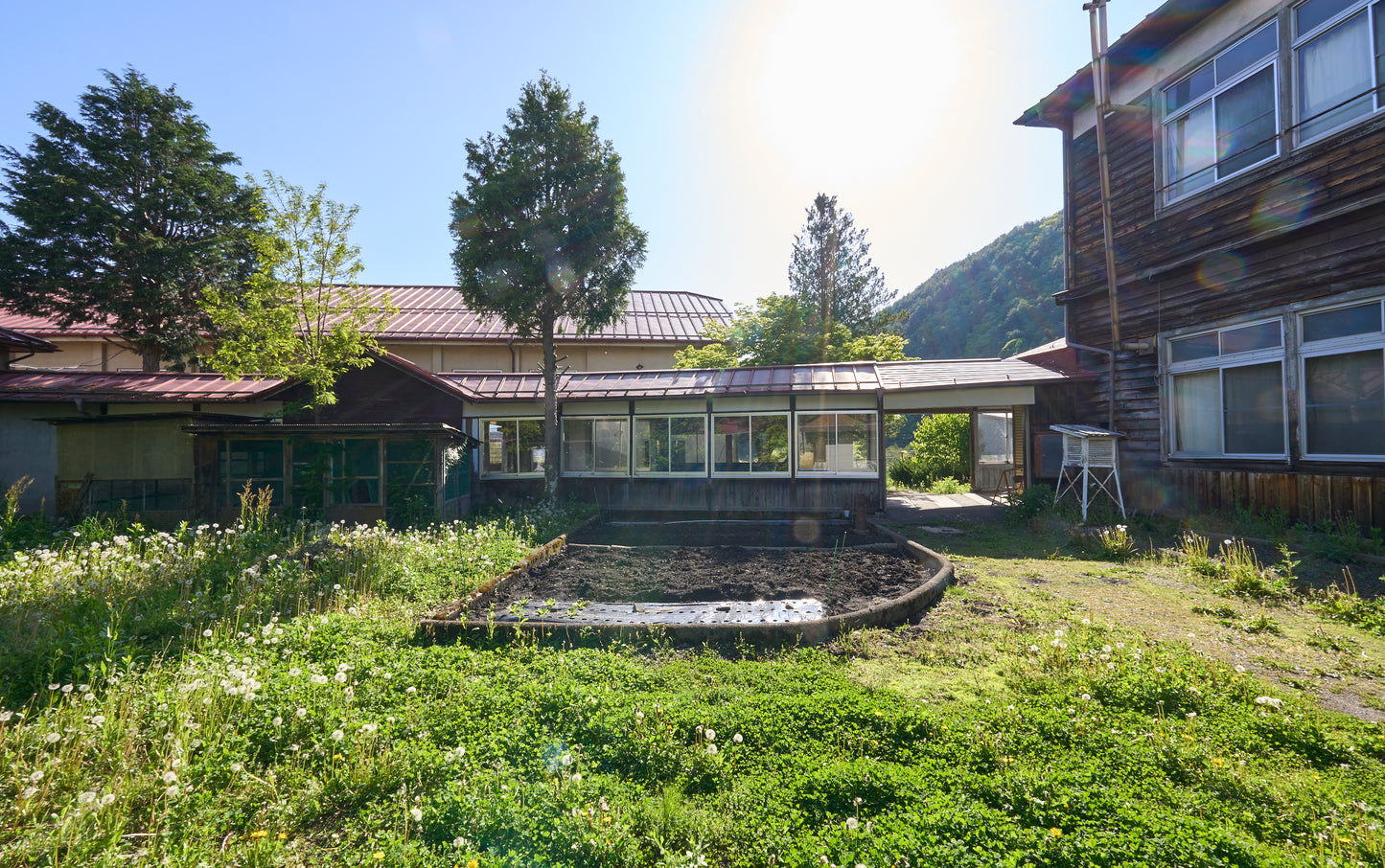 長野県木曽町の廃小学校