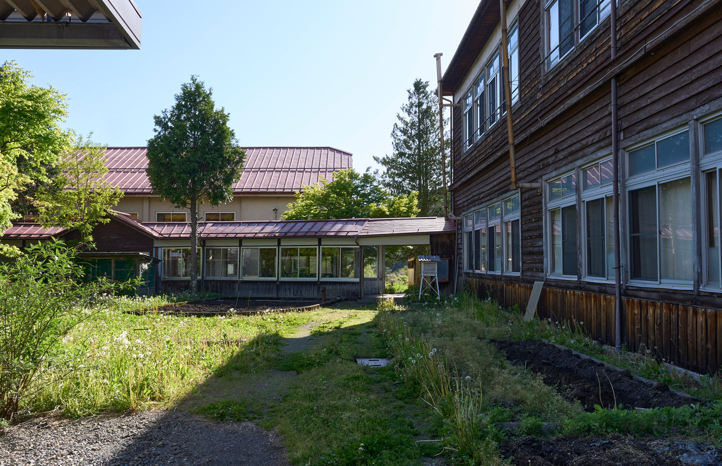 長野県木曽町の廃小学校