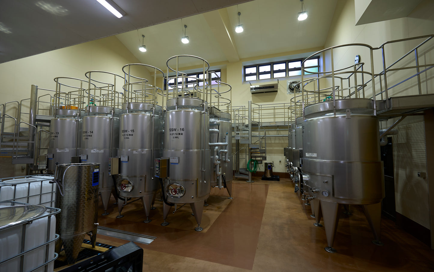 Winery with terrace overlooking the mountains of Shinshu