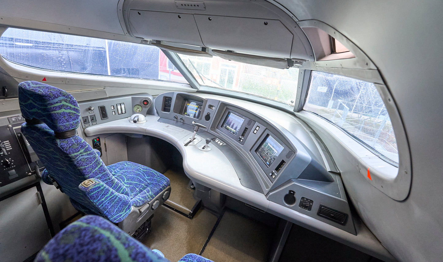 Yumenoba Shinkansen E224-127 (inside the Hirosawa City)