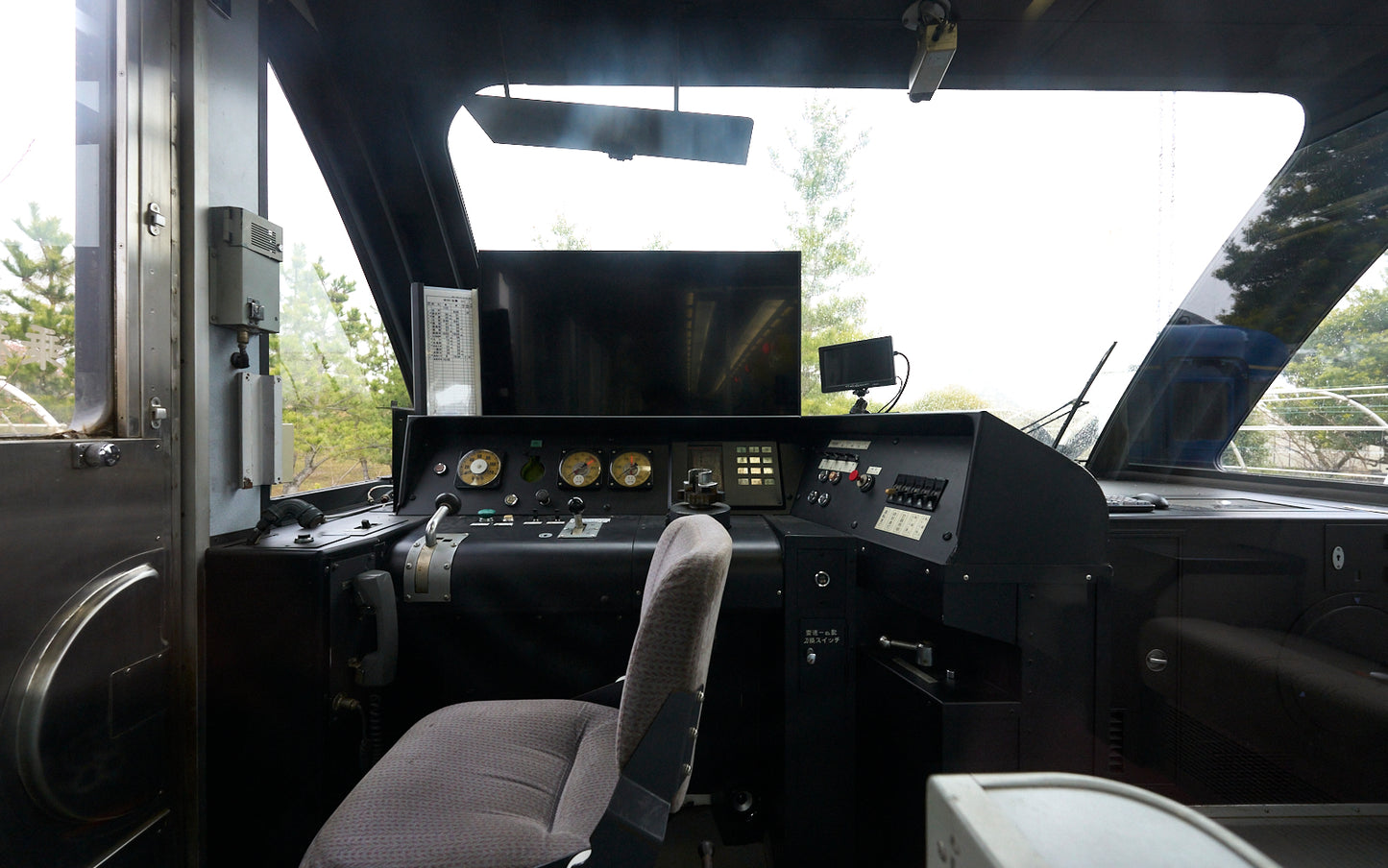 Yumenoba Shinkansen E224-127 (inside the Hirosawa City)