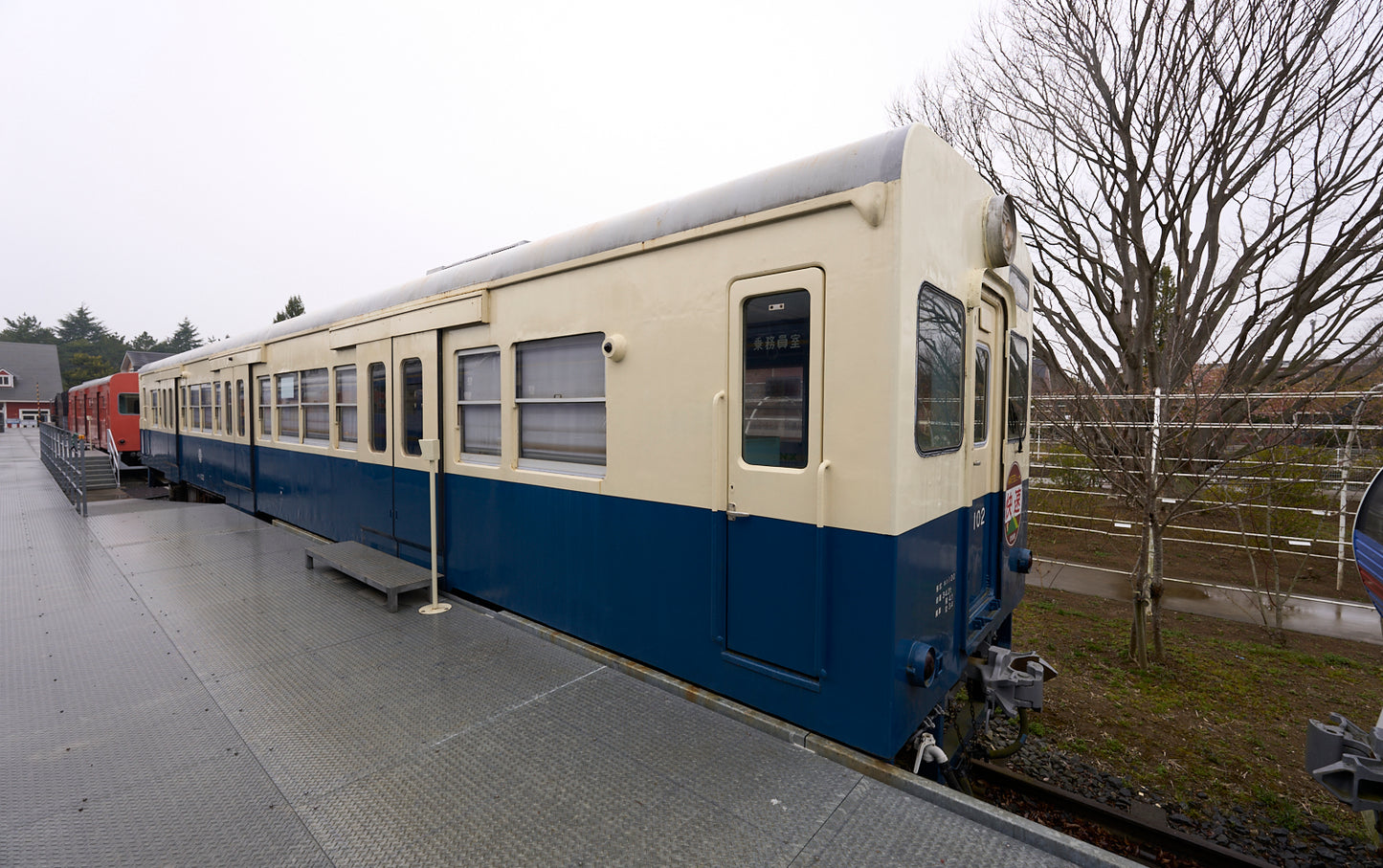 Yumenoba Shinkansen E224-127 (inside the Hirosawa City)